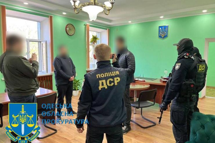 На Одещині голова громади вкрав 3 млн грн на фіктивному ремонті доріг